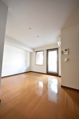 神戸市中央区元町通３丁目のマンション