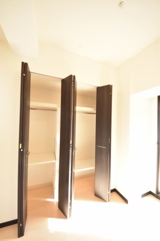 エステムプラザ神戸三宮ルクシア