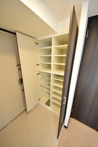 エステムプラザ神戸三宮ルクシア