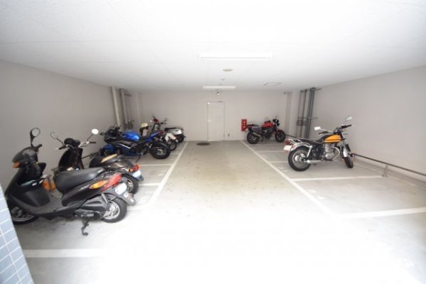 エステムプラザ神戸三宮ルクシア