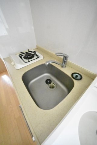 エステムコート三宮駅前ラドゥー