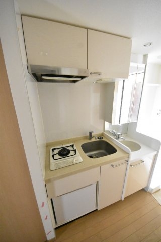 エステムコート三宮駅前ラドゥー