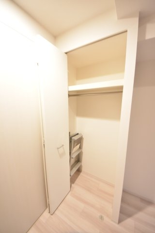 セレニテ三宮リアン