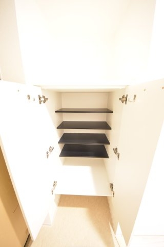 セレニテ三宮リアン