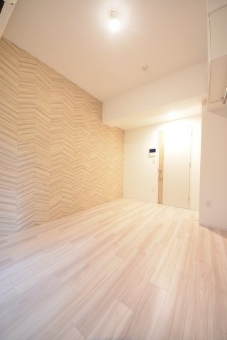 セレニテ三宮リアン