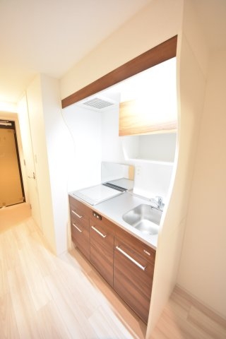 セレニテ三宮リアン