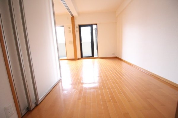 リーガル神戸三宮