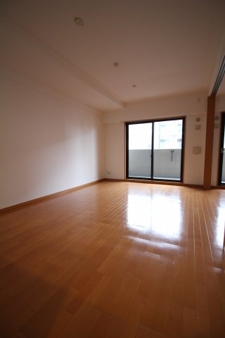 リーガル神戸三宮