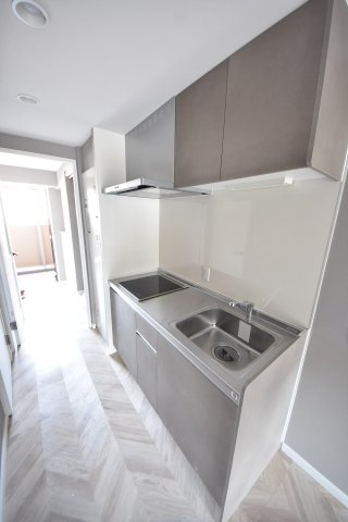 インプルーブ三宮イースト