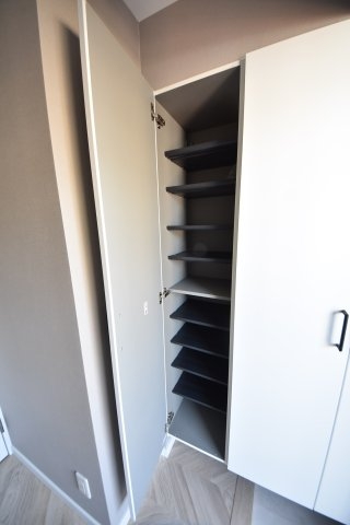 インプルーブ三宮イースト