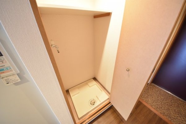 インプルーブ三宮イースト