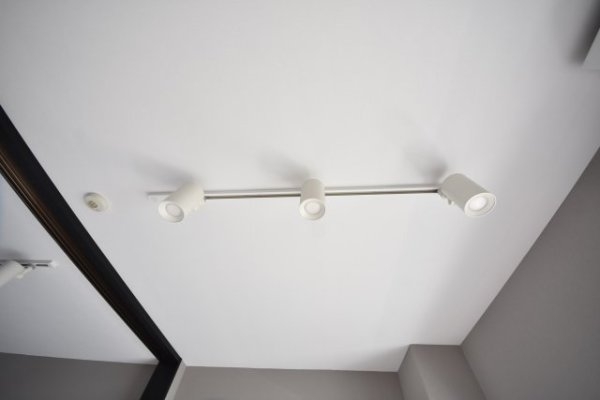 インプルーブ三宮イースト