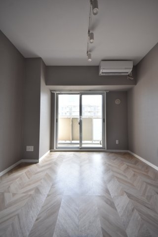 インプルーブ三宮イースト