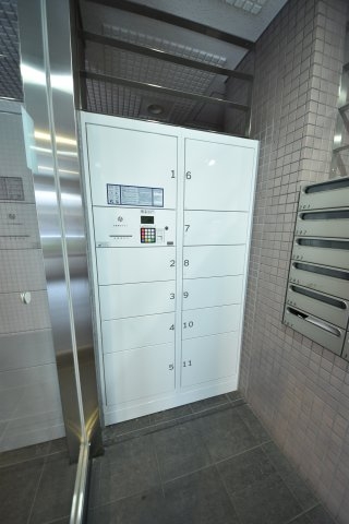 インプルーブ三宮イースト