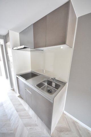 インプルーブ三宮イースト