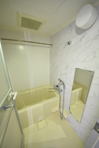 インプルーブ三宮イースト