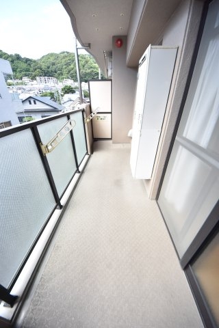 リブコート中山手通