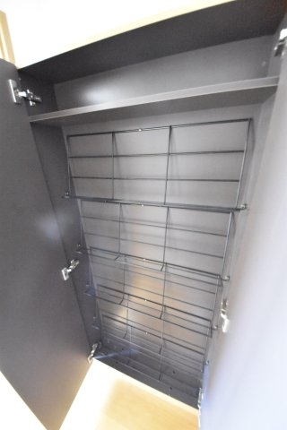 リブコート中山手通