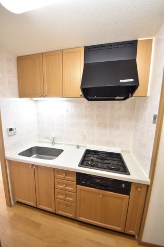 リブコート中山手通