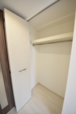 エステムコート新神戸２駅前山手