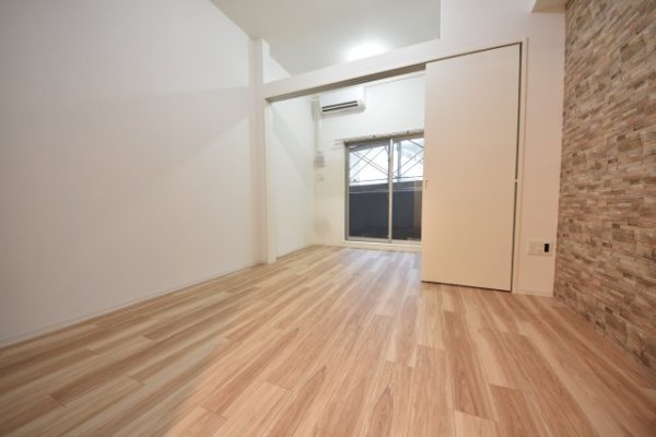 セレニテ神戸プリエ