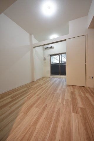 セレニテ神戸プリエ