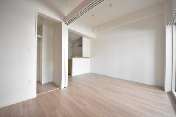 セレニテ神戸西エクラ