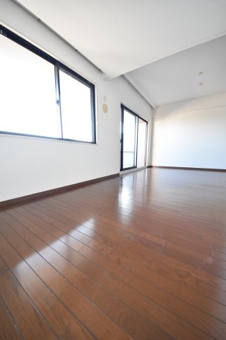 パーク・ハイム神戸熊内町