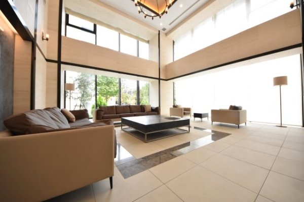 ワコーレ神戸三宮トラッドタワー