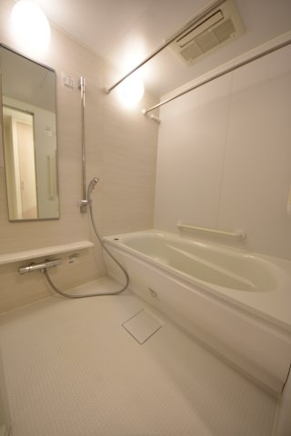 ワコーレ神戸三宮トラッドタワー