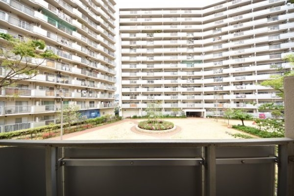 神戸市中央区港島中町３丁目のマンション