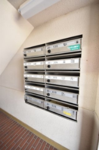 神戸市中央区港島中町３丁目のマンション