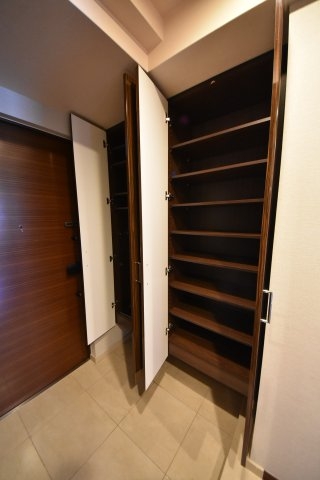 ライオンズタワー神戸元町