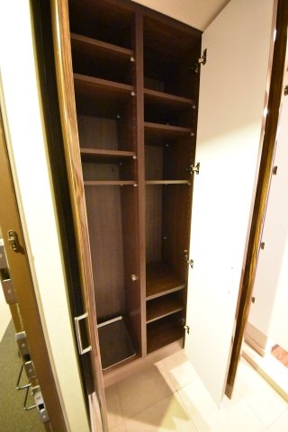 ライオンズタワー神戸元町