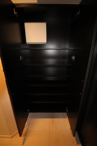 神戸市中央区磯上通４丁目のマンション