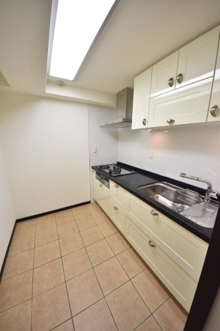 エステムプラザ神戸元町海岸通