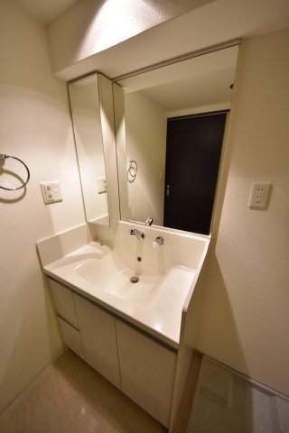 エステムプラザ神戸元町海岸通