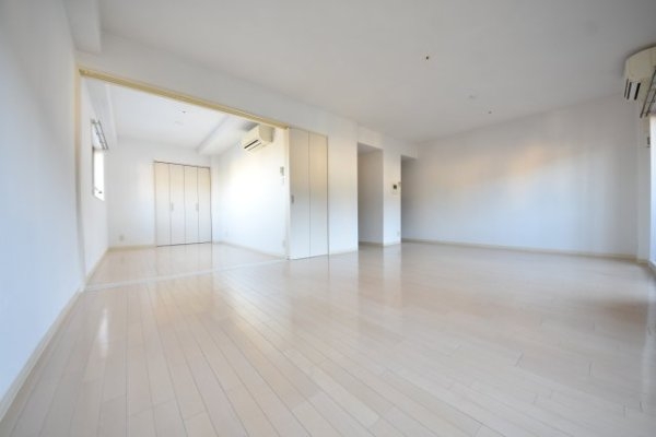 KDXレジデンス三宮