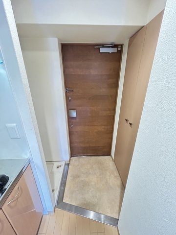 エステムコート神戸ハーバーランド前4ベイライト