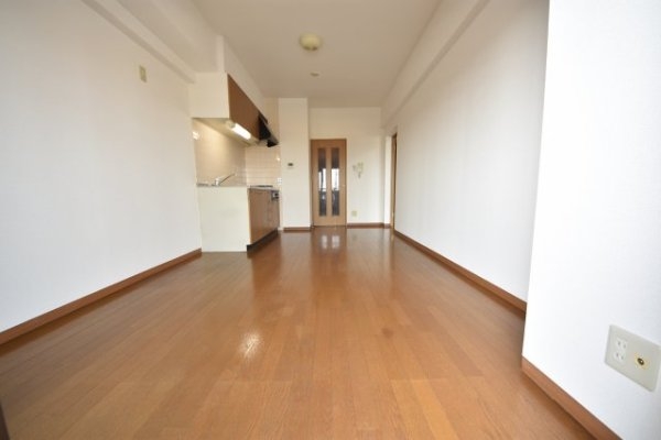 アミーグランコート三宮