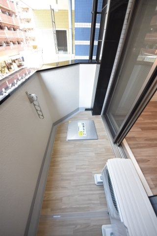 プレサンス三宮セントウエル