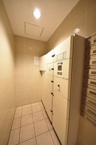 エステムコート三宮駅前ラドゥー