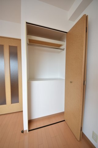 ロイヤルヒル神戸三ノ宮2