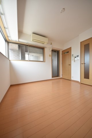 ロイヤルヒル神戸三ノ宮2