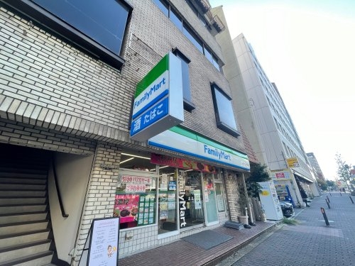 神戸市中央区中山手通２丁目のマンション(ファミリーマート神戸中山手通店)