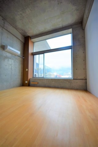 イーストヴィレッジ三宮