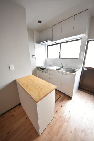 日暮通1丁目貸家