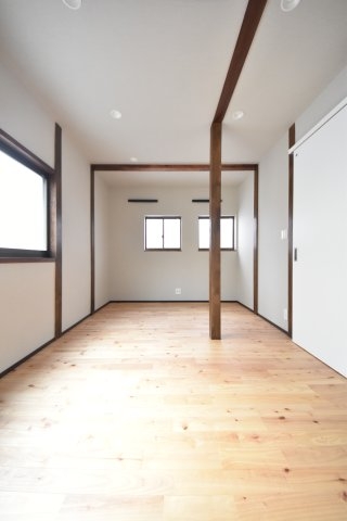 日暮通1丁目貸家