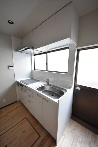 日暮通1丁目貸家