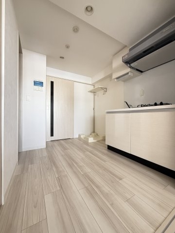 ワールドアイ神戸湊町